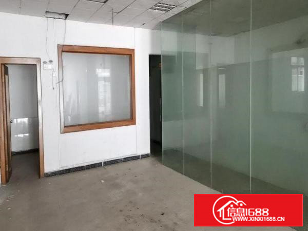 沙头1楼850平，玻璃办公室，25元平方