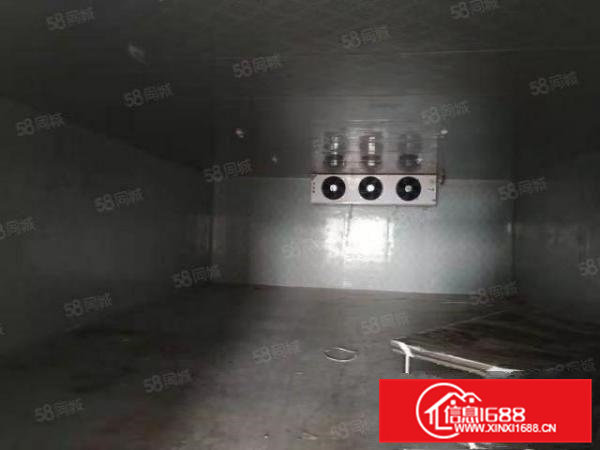 大岭山新空原房东厂房出租，一楼800平方现成办公室装修地坪漆