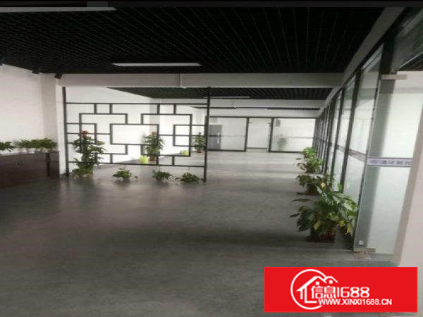 布吉原房东楼上1300平方精装修空地大厂房招租