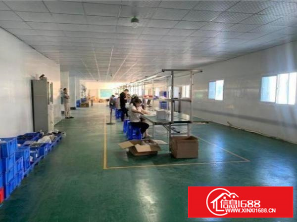 公明松白路旁边2楼标准800平方厂房，精装修可分租，水电齐全