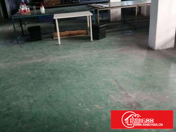 出租宝安石岩上排锦宏工业园500平方厂房，可分租200平方