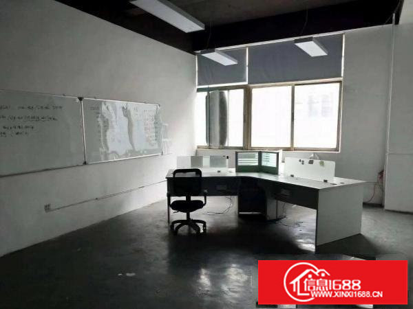 龙华民治地铁口附近新出标准精装办公场地598平出租