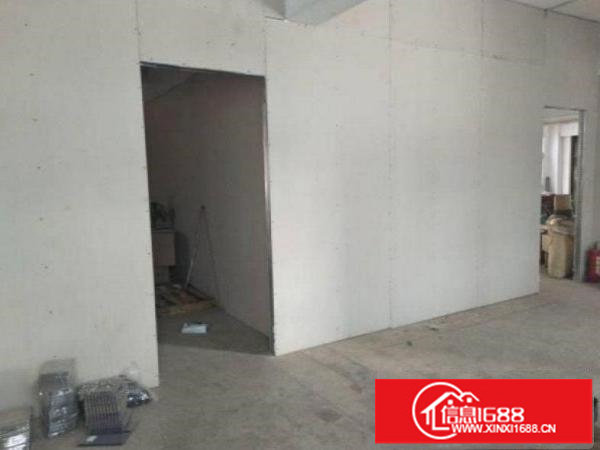 横岗水官高速出租一楼标准厂房380平方带装修