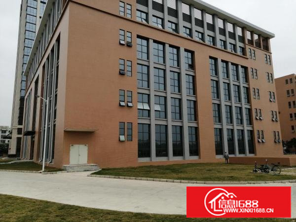 长安全新3600平米独门独院厂房出租带装修形象大气