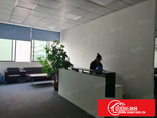 大浪商业中心附近新出3楼560平精装修适合办公贸易展厅