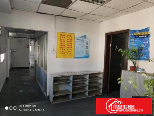 村委厂房(三楼)出租，带装修。