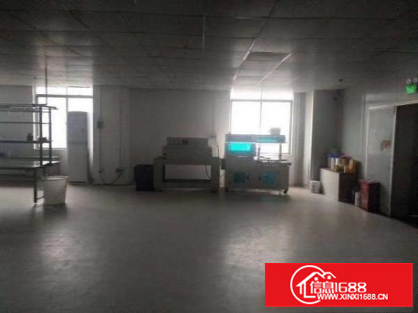 楼上1200平精装修，停车位充足