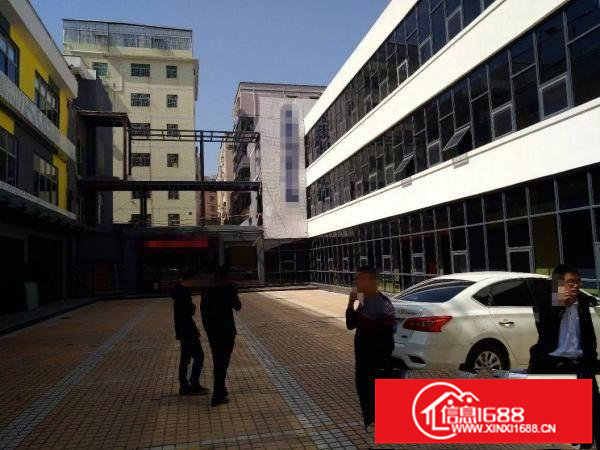 龙岗爱联地铁站附近厂房楼上带精装修1200平方出租