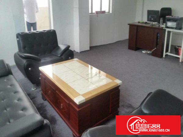 凤岗雁田海关楼上电子、印刷、包装厂房出租600平方