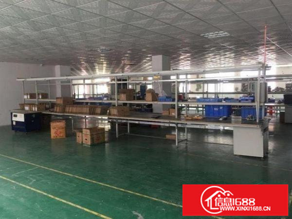 龙岗南联工业区新出炉楼上700平精装修厂房，无转让费