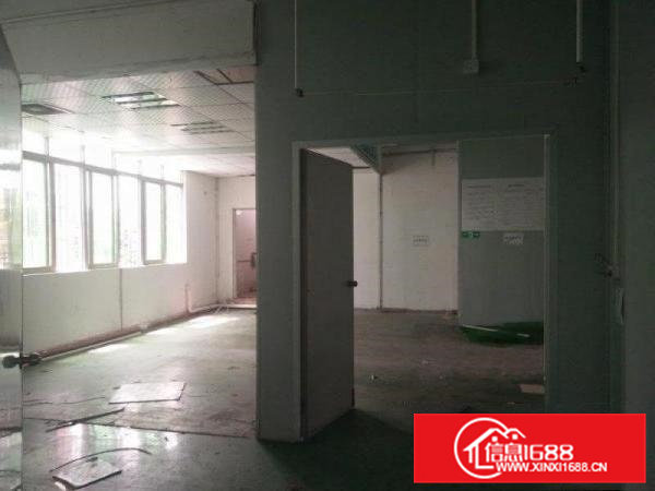 东莞市凤岗镇官井头村新空出一楼厂房2000平米出租