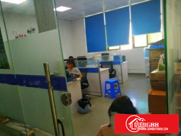 石岩北环路240平带装修厂房出租