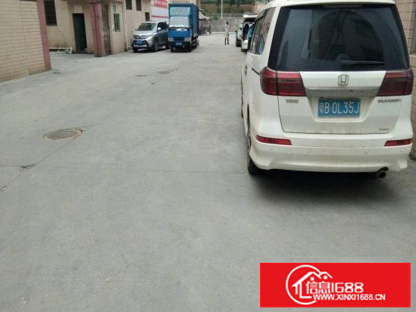 原房东！龙岗区平湖华南城旁带装修标准厂房出租