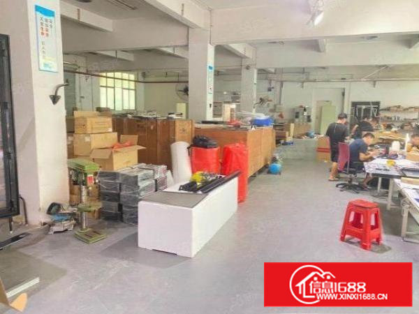 石岩地铁口一楼500平厂房实际面积出租，原房东零公摊水电到位