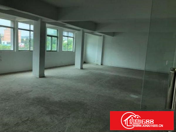 该厂房可做仓库办公，交通方便，环境优美，安静！中介勿扰