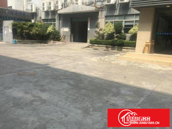 坂田独院厂房一1楼到4楼单层1500平出租可分租