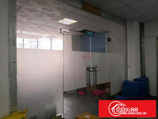 高速口便宜500平高挡精装修厂房出租