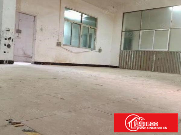 长安上角一楼310平5500元，水电齐全带装修