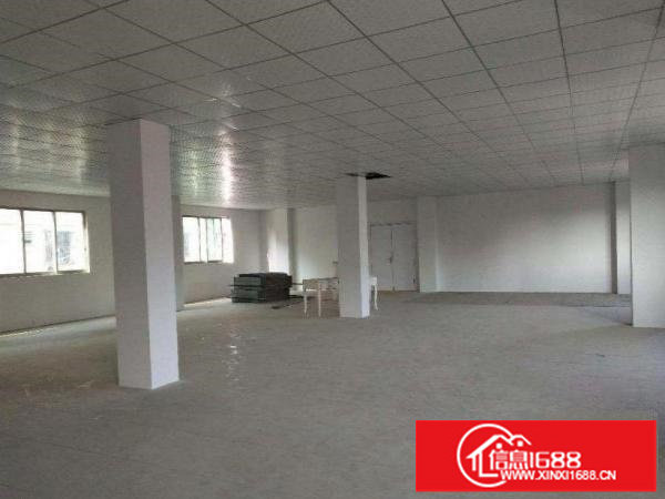龙岗区龙城工业区标准厂房分租一楼800平方