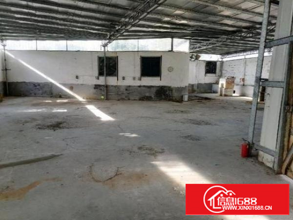 小厂房出租，只租2200