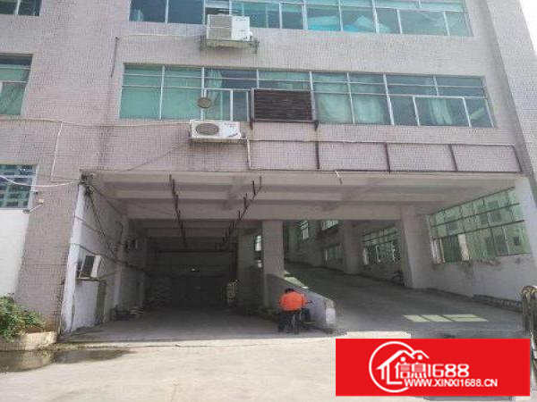 坪山坑梓龙田大型工业园内二楼整一层1200平有喷淋招租