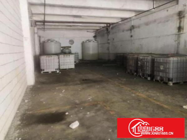 松岗街道松岗大道边新出一楼小面积厂房高5.5米