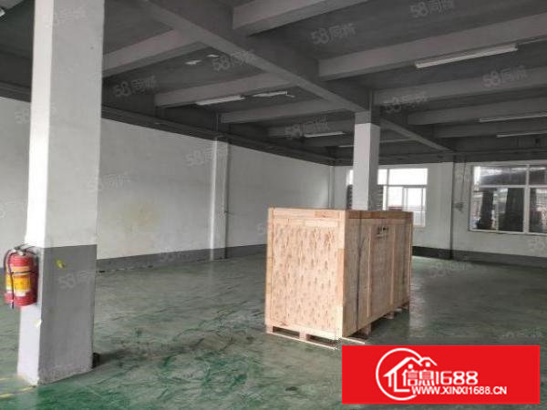 龙岗大道边上800平米，精装修办公室，价格还便宜