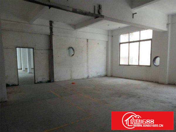 近高速！！清溪铁场村一楼800平米厂房现成水电