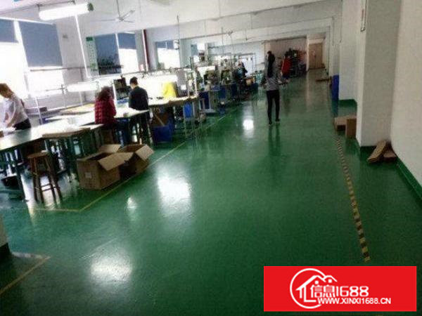 横岗四联社区楼上400平方带装修厂房现成水电办公室