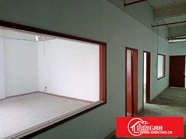 坂田上雪科技园带地坪漆厂房1350平出租