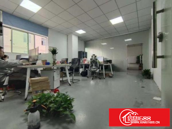 西乡固戌地铁口厂房280平米