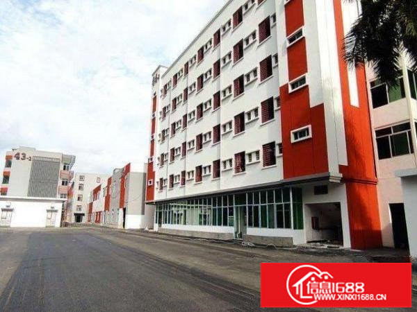 新出深圳观澜工业区一二楼1500方，带办公室，空地大可进大车