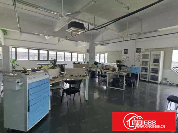 黄江新市社区新出楼上带装修950平方厂房招租