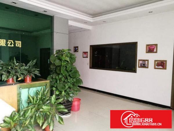 横岗189工业园独院厂房2400平方可分租带电梯