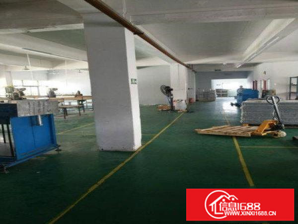 出租龙岗区坂田三楼标准厂房300平出租现成办公室装修