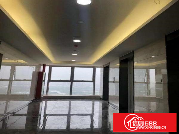 科技园超豪华办公室招租，面积400平方。水电齐全！