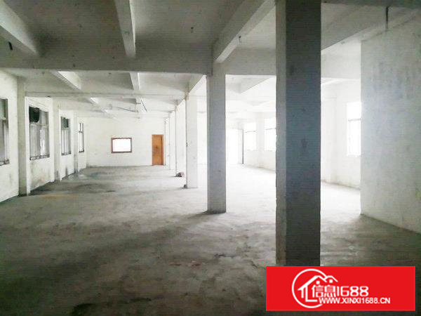 横沥中心区标准厂房三楼分租800平方带两顿货梯可做喷油