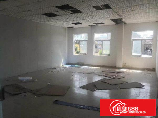 凤岗小独院楼上500一楼800精装办公室价格低