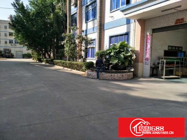 龙岗区坪地标准厂房1楼2000平方，租金10元