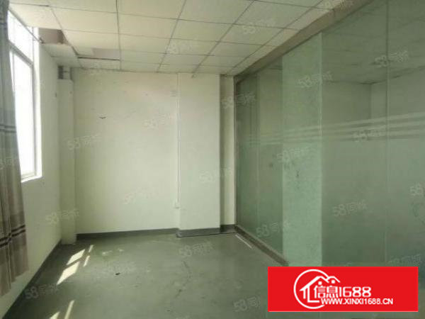 石岩汽车站附近楼上615平精装厂房出租