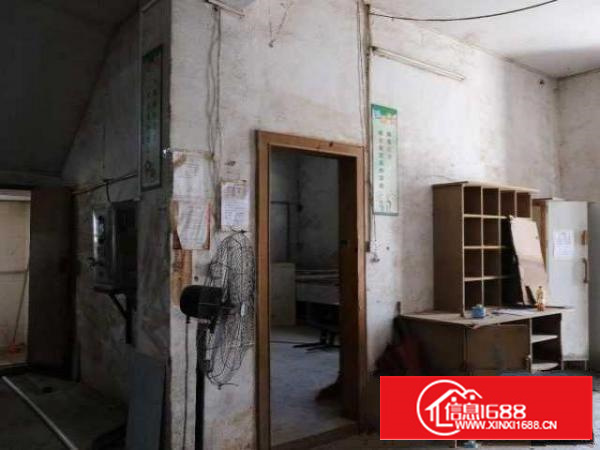 出租茶山镇2000平厂房二楼办公区一楼大场地