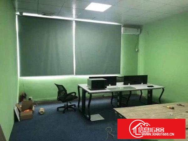 龙岗南联地铁站旁580平带精装修有电梯厂房出租