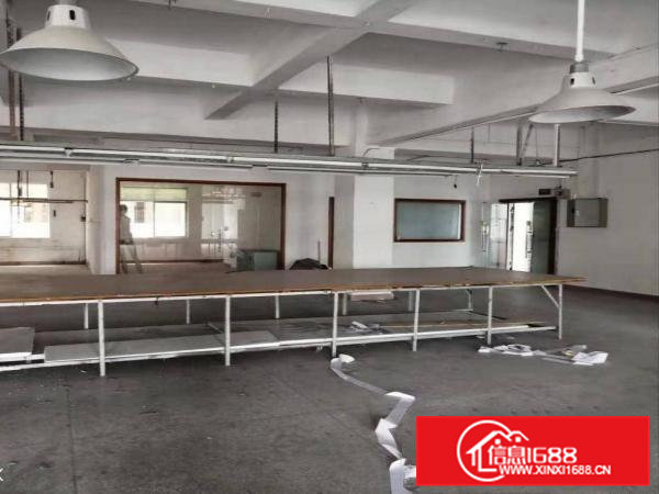 白沙四村中心路45号金妹子楼上带装修水电主线路到车间