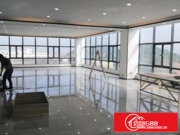 凤岗镇中心永盛大街300一500平米带精装修办公室水电地坪漆