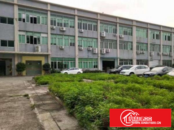 石岩径贝社区标准厂房一楼800平方出租