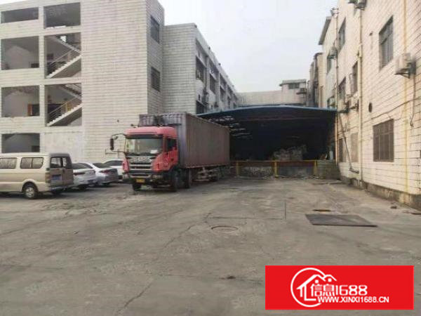 长安镇宵边社区空出一楼面积2400平方出租可分租