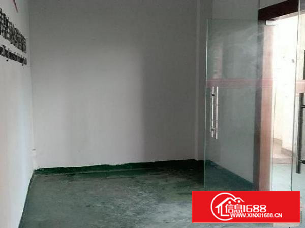 沙井新桥新发700平带前台办公室地坪漆厂房出租