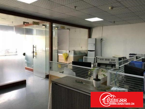 大工业区新出原房东楼上厂房分租500平方，带精装修办公室前台