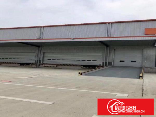 路边独门独院楼上900平米实际面积房出租