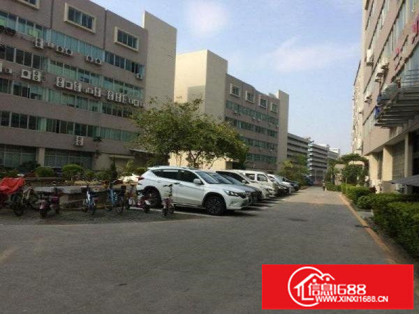 龙岗高新产业园内三楼厂房1200平米现成水电装修租